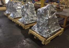 MIL-Diesel engines in bags